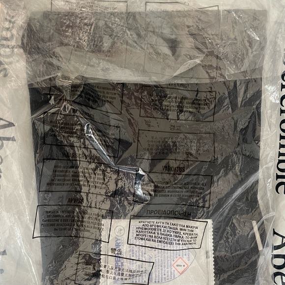 The A&F Scarlett Mini Skort - Picture 5 of 6